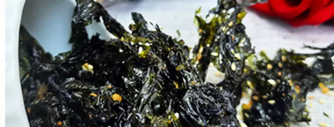 Seaweed with garlic - Addictive snack